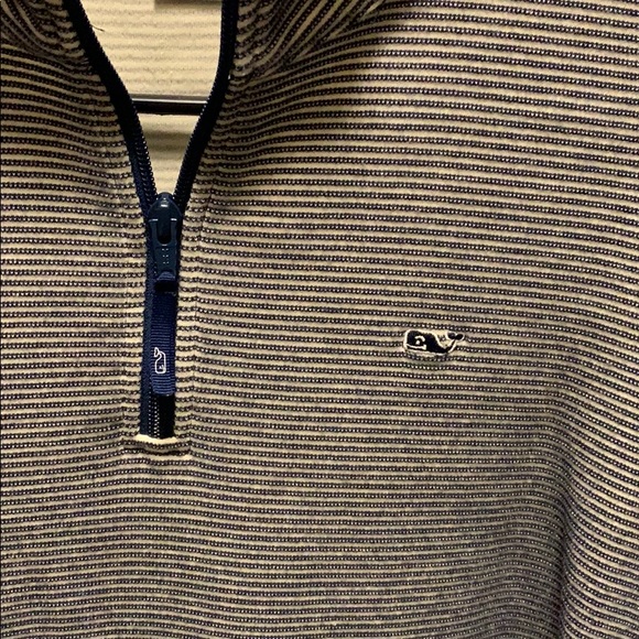 Vineyard Vines 1/4 zip - Picture 3 of 3